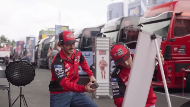INSIDE Ducati Lenovo Team – Episode 12 CzechGP_0.01.17.00