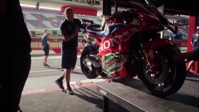 Italian MotoGP Sashimi – Behind the Scenes – Nakagami in Factory Honda_0.03.16.00