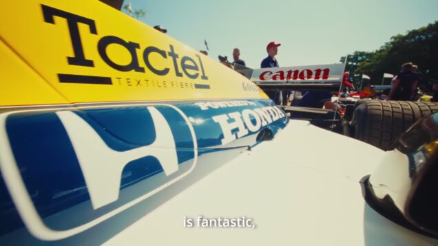 Riccardo Patrese takes to the Goodwood Hill in the Williams Honda FW11_0.00.12.00