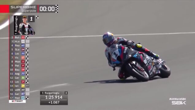 Two Donington poles in a row at Donington 2025 UKWorldSBK Superpole Last 5 Minutes_0.06.27.00