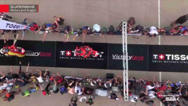 HIGHLIGHTS from a thrilling Race 2 at Aragon 2025 AragonWorldSBK_0.02.05.00