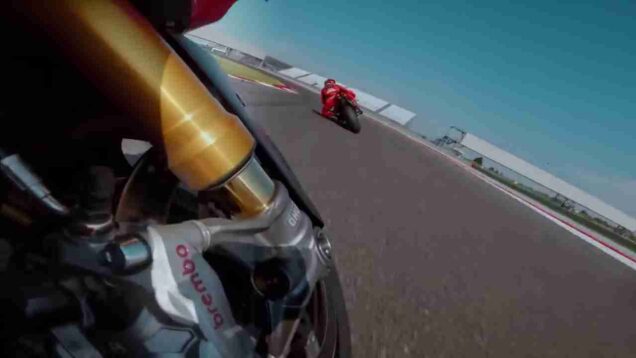 New Panigale V4 R _ Racing is just the beginning_0.01.00.00